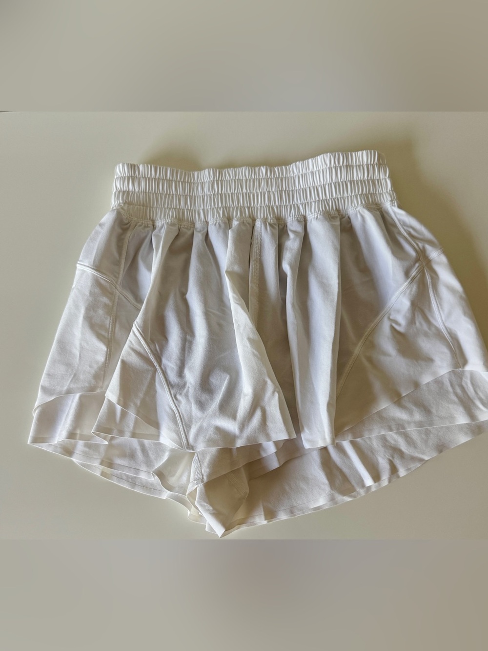 Lululemon Shake It Out High-Rise Running Short 2.5"